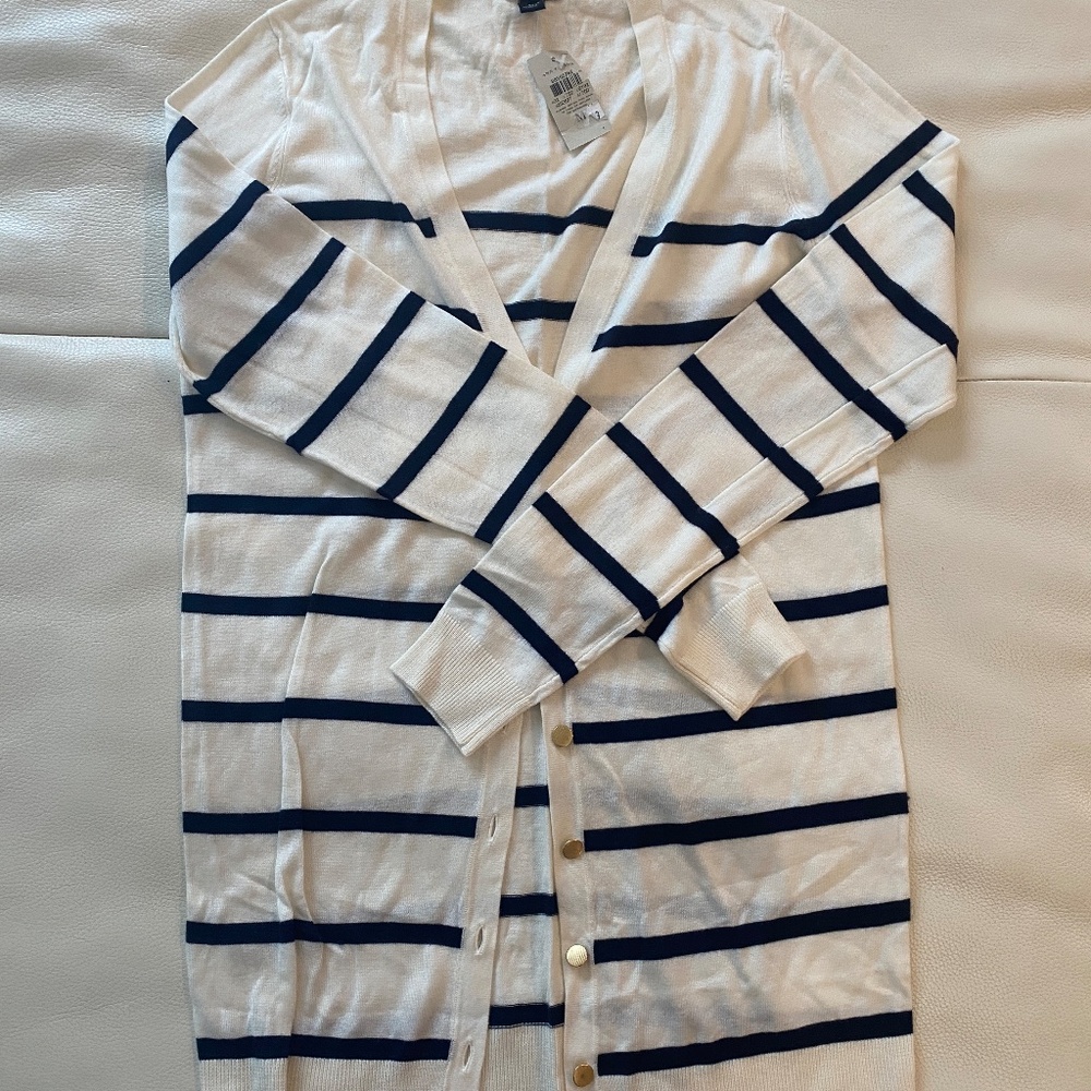 NWT Ann Taylor lightweight cardigan sweater, M